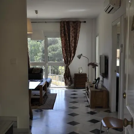 Vakantiehuis Immaculate 3-Bed House In Fuengirola For 6 Pers Fuengirola
