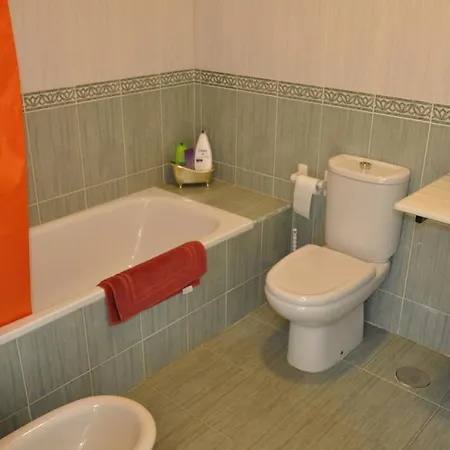 Immaculate 3-Bed House In Fuengirola For 6 Pers Fuengirola